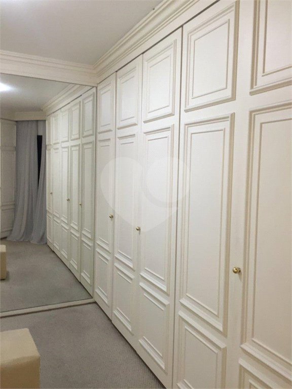 Apartamento à venda com 4 quartos, sendo 3 suítes, em Bosque da Saúde, São Paulo, SP