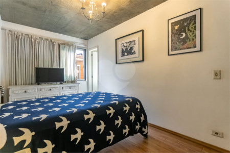 Sobrado à venda com 3 quartos, sendo 1 suíte, em Jardim Prudência, São Paulo, SP