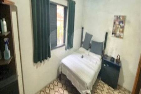 Sobrado à venda com 3 quartos em Água Fria, São Paulo, SP