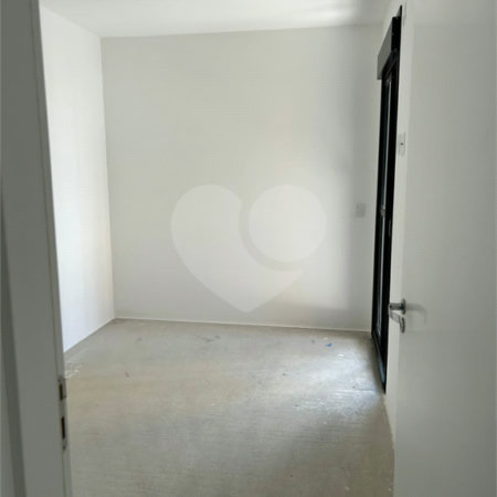 Apartamento à venda com 3 quartos, sendo 1 suíte, em Vila Bastos, Santo André, SP