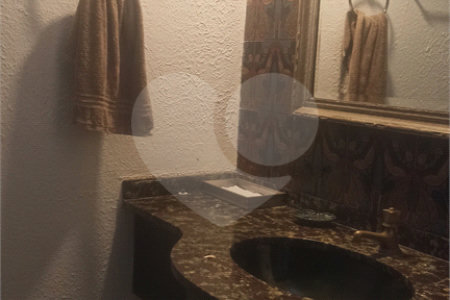Casa à venda com 4 quartos, sendo 3 suítes, em Jardim Itaperi, Atibaia, SP