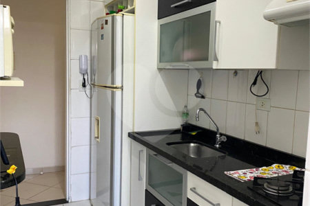 Apartamento à venda com 3 quartos em Vila dos Remédios, São Paulo, SP