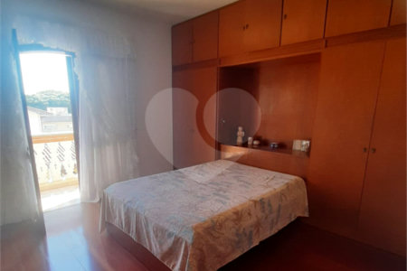 Casa à venda com 3 quartos, sendo 1 suíte, no Centro, Vinhedo, SP
