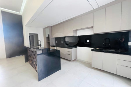Casa à venda com 3 quartos, sendo 1 suíte, no condomínio Vilagio Wanel, Sorocaba - SP