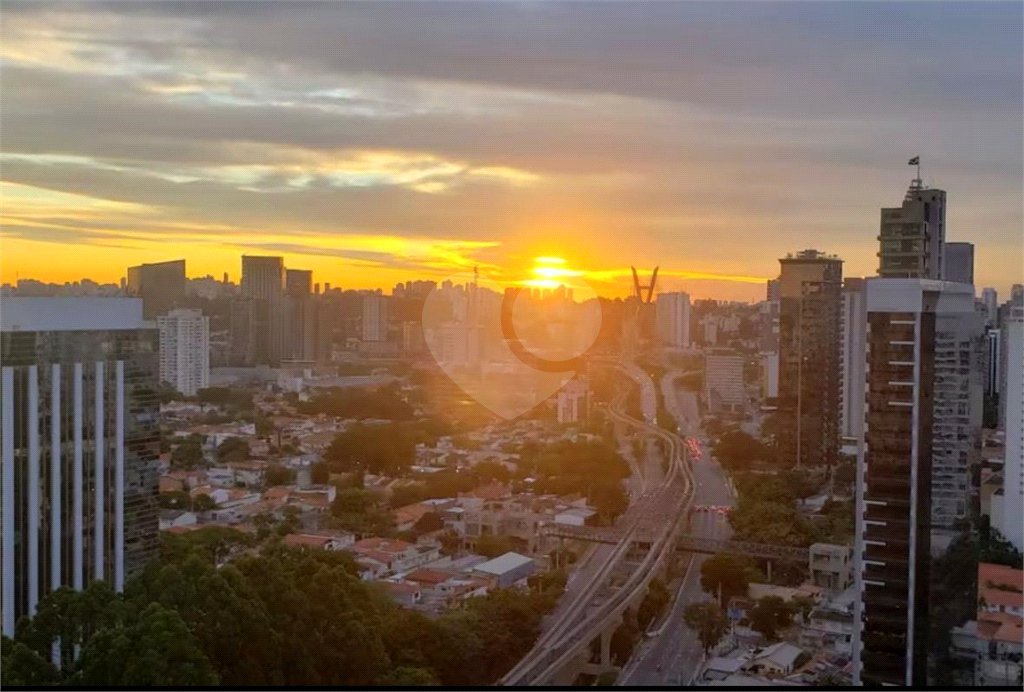 Apartamento à venda com 1 quarto em Cidade Monções, São Paulo, SP
