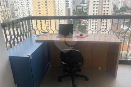 Apartamento à venda com 3 quartos, sendo 2 suítes, em Vila Nova Conceição, São Paulo, SP