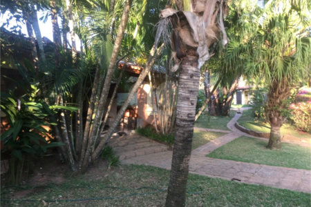 Casa à venda com 5 quartos, sendo 3 suítes, no condomínio Recanto das Flores, Indaiatuba - SP