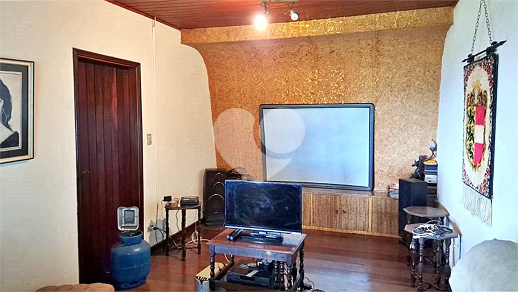 Casa à venda com 6 quartos, sendo 3 suítes, em Serra da Cantareira, Mairiporã, SP