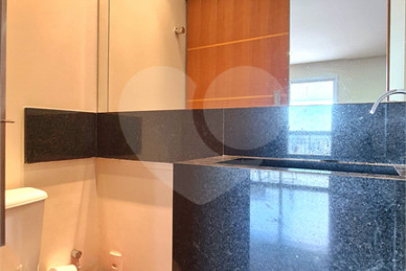 Apartamento à venda ou para alugar com 3 quartos, sendo 2 suítes, em Pinheiros, São Paulo, SP