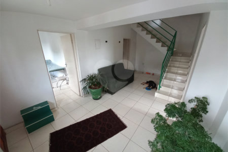 Casa de 292m² de terreno à venda - Vila Pirajussara