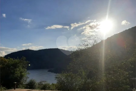 Chácara à venda com 2 quartos no Centro, Paraibuna, SP