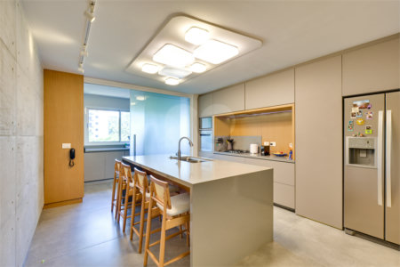 Apartamento à venda com 4 quartos, sendo 3 suítes, em Alto da Boa Vista, São Paulo, SP