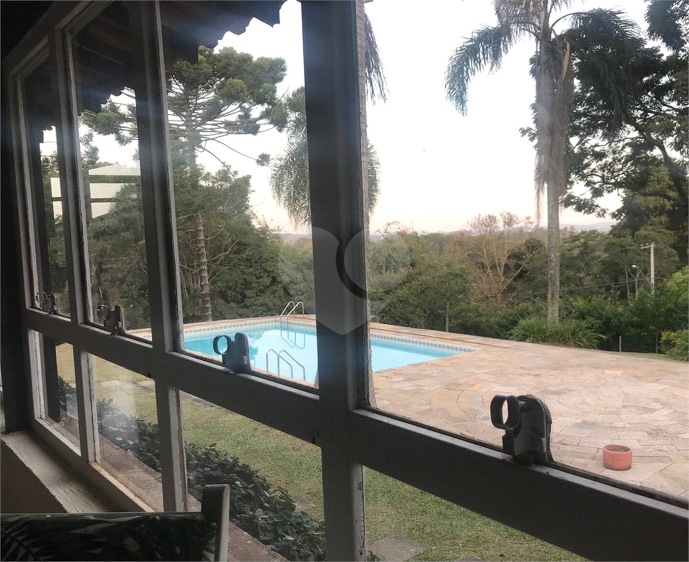 Chácara à venda com 3 quartos, sendo 1 suíte,  em Recanto Flora (mailasqui), São Roque, SP