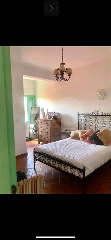 Casa à venda com 3 suítes no condomínio Chacarás Bela Vista, Mairiporã - SP
