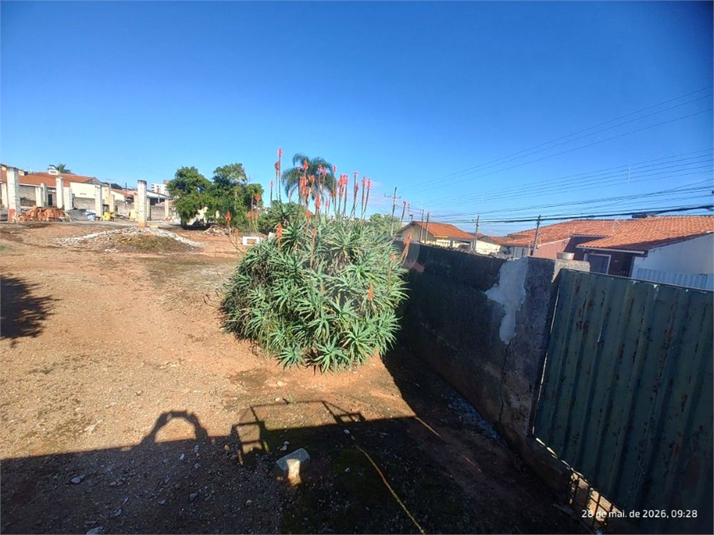 Terreno em Atibaia com 2.784 metros para construção de apartamentos ou salões comerciais, excelente localização