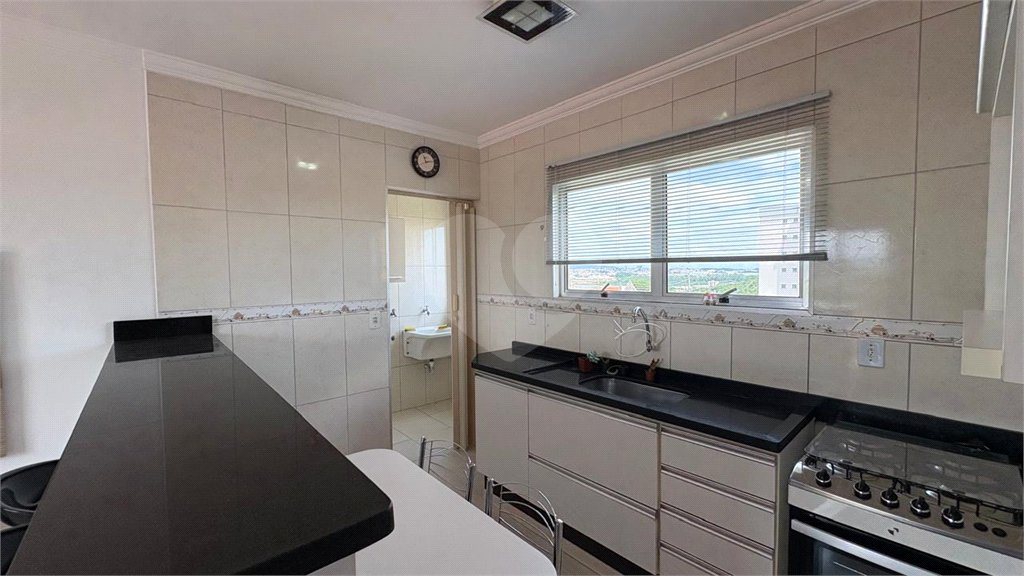 Apartamento à venda com 2 quartos, sendo 1 suíte, em Jardim Leocádia, Sorocaba, SP