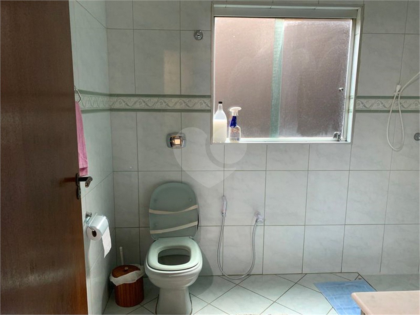 Casa Térrea à venda com 3 quartos, sendo 1 suíte,  em Horto, São Paulo, SP