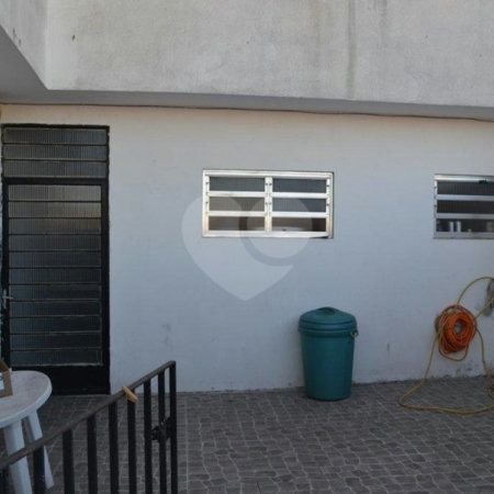 Sobrado à venda com 2 quartos em Vila Nivi, São Paulo, SP