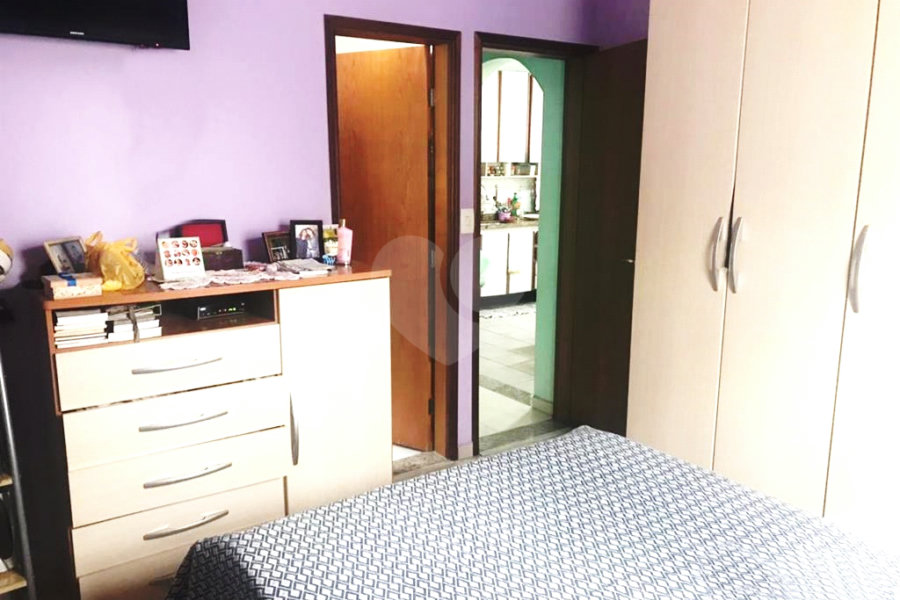 Sobrado à venda com 5 quartos, sendo 1 suíte, em Santana, São Paulo, SP