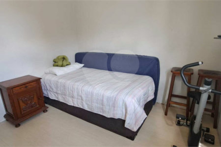 Apartamento à venda com 3 quartos, sendo 1 suíte, em Vila Uberabinha, São Paulo, SP