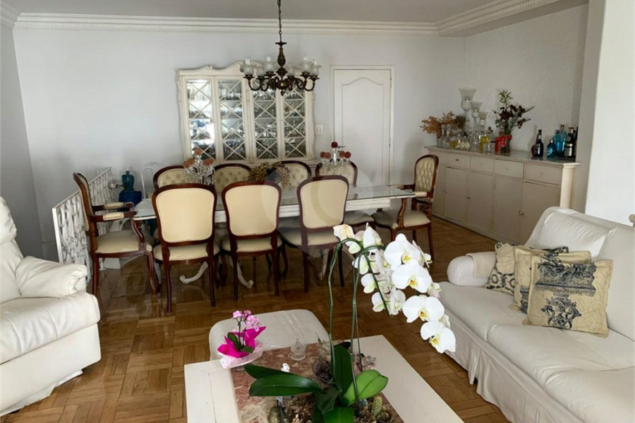 Casa à venda com 4 quartos, sendo 2 suítes,  em Tremembé, São Paulo, SP