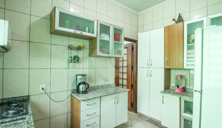 Sobrado para alugar com 3 quartos, sendo 2 suítes,  em Jaraguá, São Paulo, SP