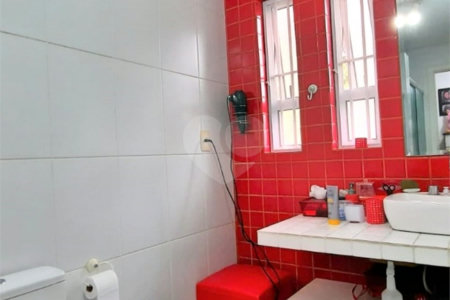 Casa à venda com 5 quartos, sendo 4 suítes, em Água Fria, São Paulo, SP