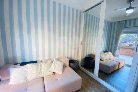 Apartamento à venda com 2 quartos, sendo 1 suíte,  em Vila Andrade, São Paulo, SP