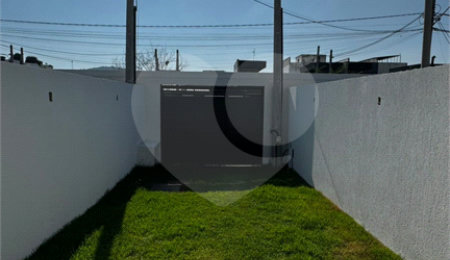 Casa à venda com 2 quartos, sendo 1 suíte,  no condomínio Parque Guará, Rio de Janeiro - RJ