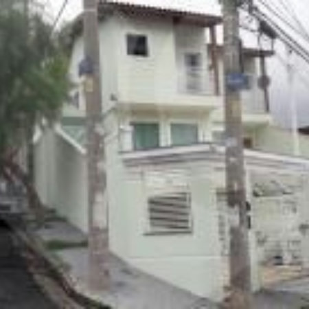 Sobrado à venda com 3 suítes em Vila Nivi, São Paulo, SP