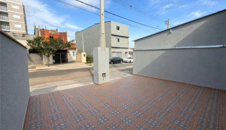 Casa Térrea à venda com 2 quartos em Jardim Ametista, Sorocaba, SP