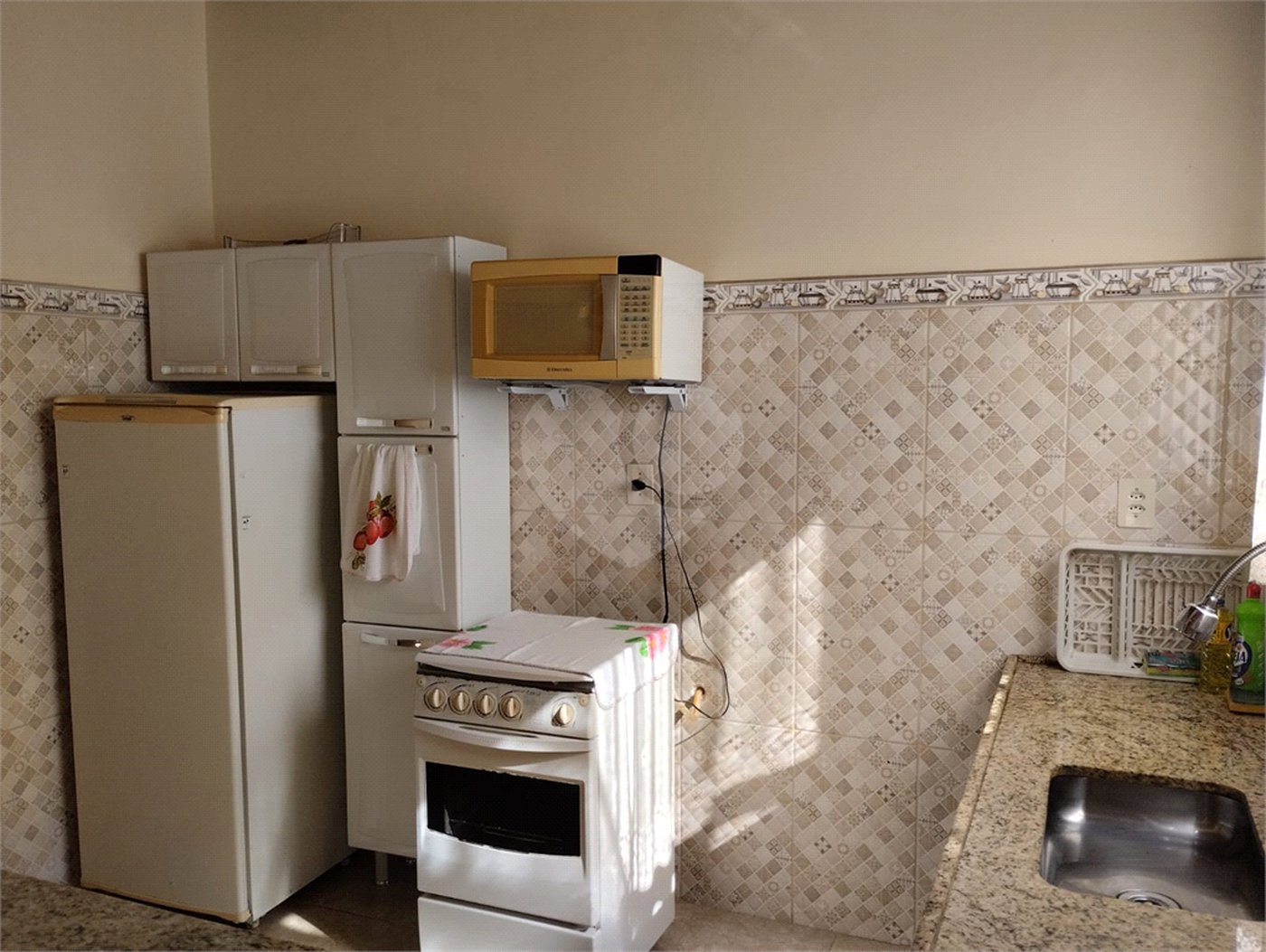 Chácara à venda com 2 quartos em Portal dos Pássaros, Alambari, SP