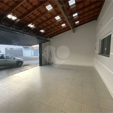 Casa à venda com 4 quartos, sendo 2 suítes,  em Jardim Santa Marta III, Salto, SP