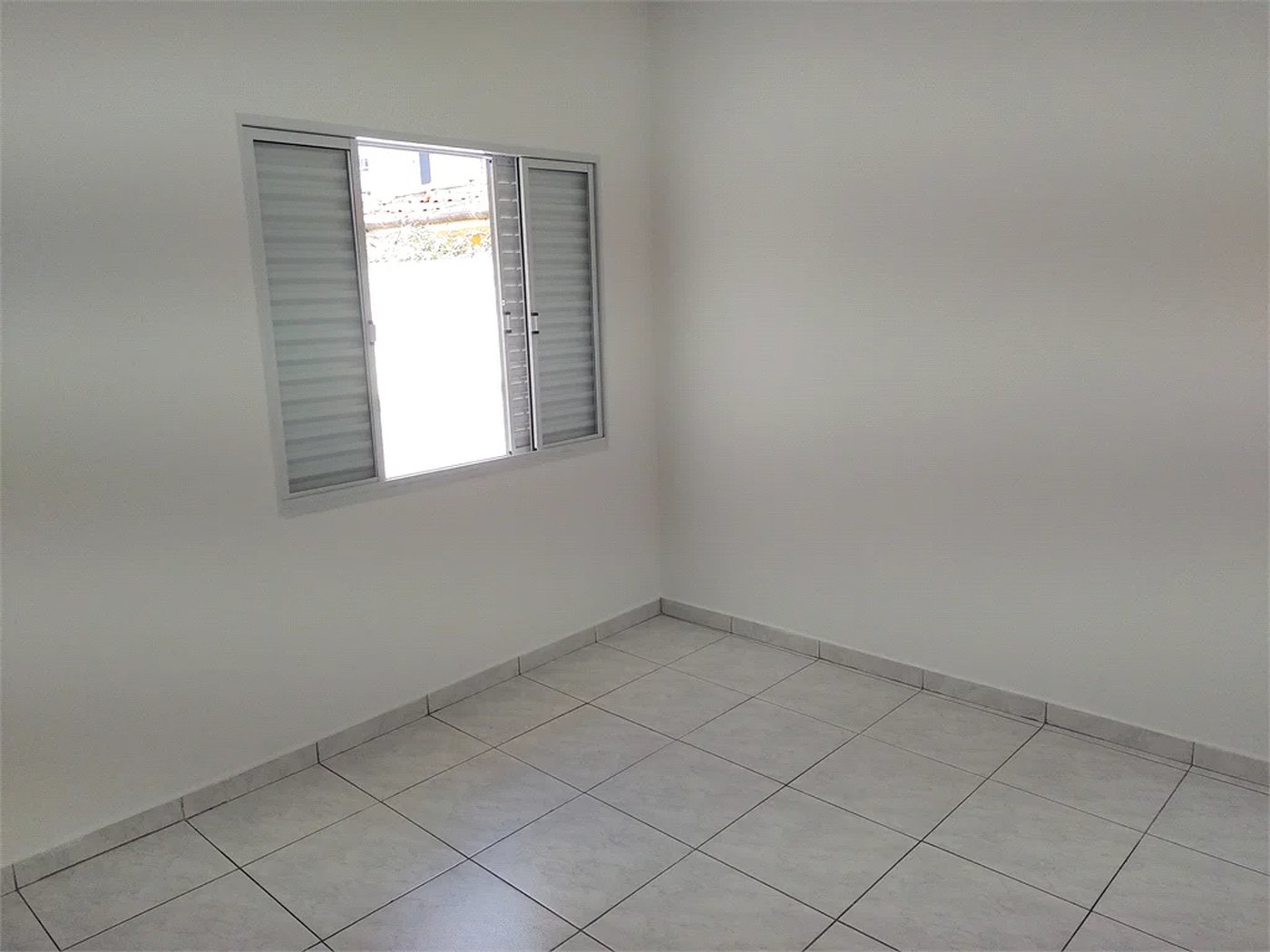 Casa à venda com 3 quartos, sendo 1 suíte, em Vila Cordeiro, São Paulo, SP