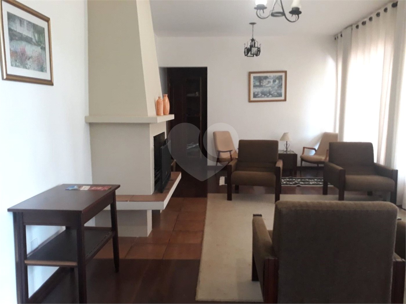 Chácara à venda com 3 quartos, sendo 2 suítes,  no Centro (canguera), São Roque, SP