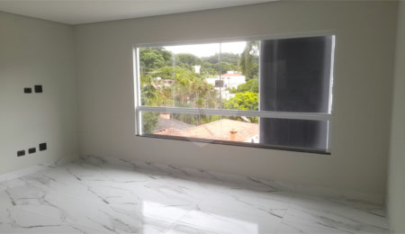 Casa à venda com 3 quartos, sendo 2 suítes,  no condomínio Varanda´s de Icamaquã, São Paulo - SP