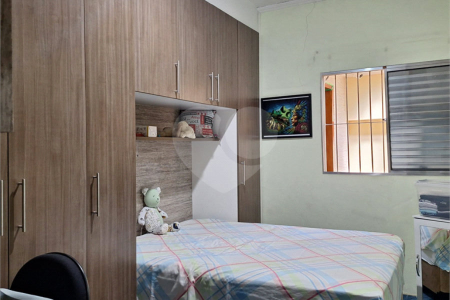 Casa à venda com 2 quartos em Vila Paulicéia, São Paulo, SP