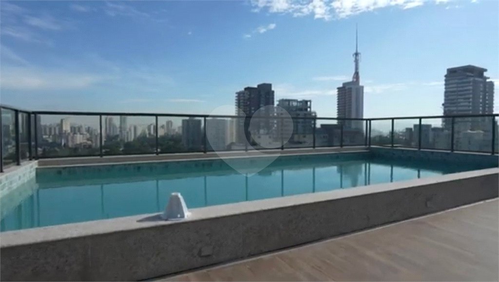 Apartamento à venda ou para alugar com 1 suíte em Cerqueira César, São Paulo, SP