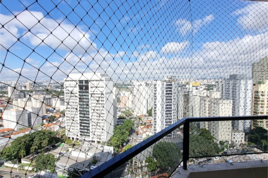 Apartamento à venda ou para alugar com 3 quartos, sendo 1 suíte, em Santa Teresinha, São Paulo, SP