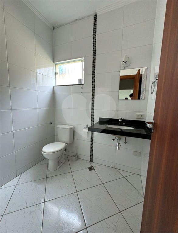 Casa à venda com 3 quartos, sendo 1 suíte, no condomínio Bella Vita, Atibaia - SP