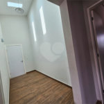 Casa à venda com 4 quartos, sendo 1 suíte,  no condomínio Jardim Shangri-lá, Atibaia - SP