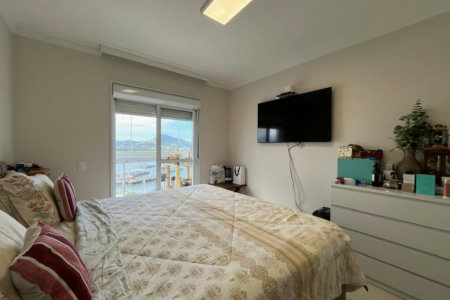 Apartamento com 3 dormitórios à venda, 189 m² por R$ 3.300.000,00 - P. Praia - Santos/SP