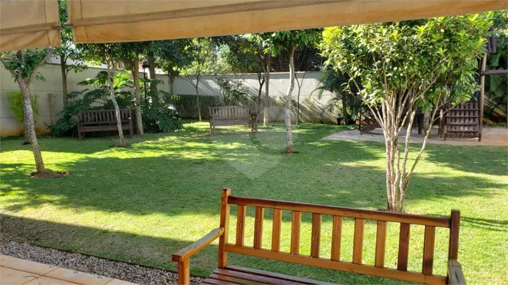 Apartamento à venda com 3 suítes em Vila Alexandria, São Paulo, SP