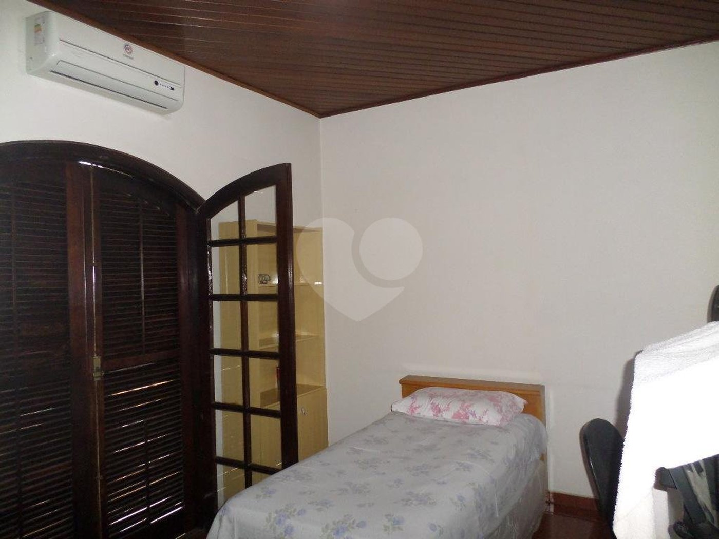 Sobrado à venda com 3 quartos, sendo 2 suítes, em Parada Inglesa, São Paulo, SP