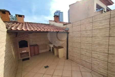 Sobrado à venda com 3 quartos, sendo 1 suíte, em Jardim Ester, São Paulo, SP