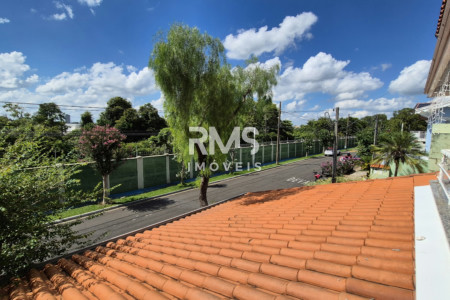 Casa à venda com 3 suítes no condomínio Granja Olga II, Sorocaba - SP