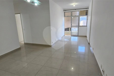 Apartamento à venda com 2 quartos, sendo 1 suíte,  em Tijuca, Rio de Janeiro, RJ