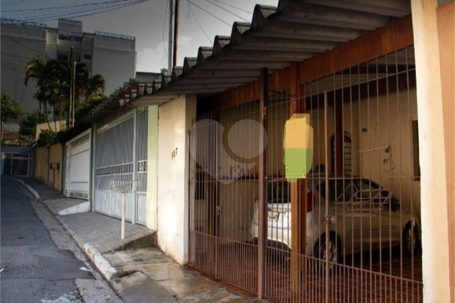 Casa Térrea à venda com 3 quartos, sendo 1 suíte, em Vila Irmãos Arnoni, São Paulo, SP