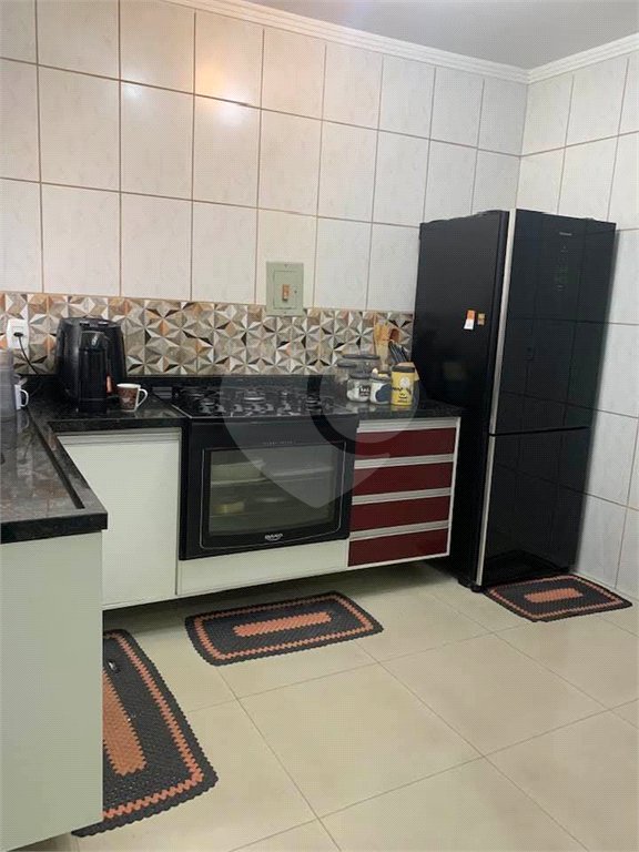 Sobrado à venda com 3 quartos, sendo 1 suíte, em Vila São Paulo, Mogi das Cruzes, SP