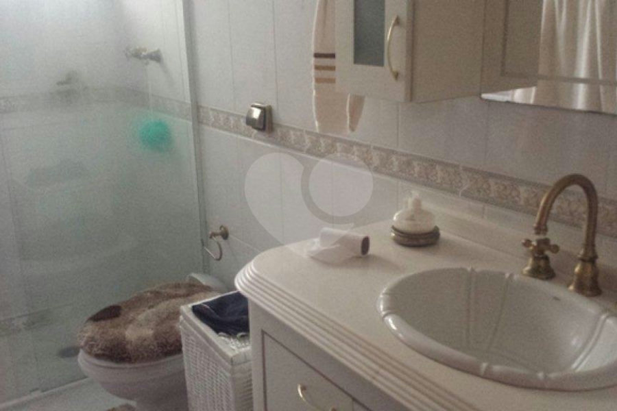 Casa em condomínio à venda com 5 quartos, sendo 3 suítes,  em Tucuruvi, São Paulo, SP